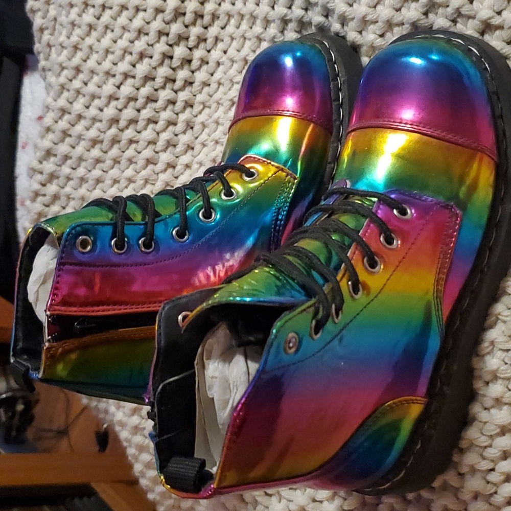 Women's size 8 rainbow metallic boots